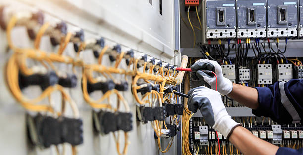 Professional Electrician technician working in New Milford, NJ